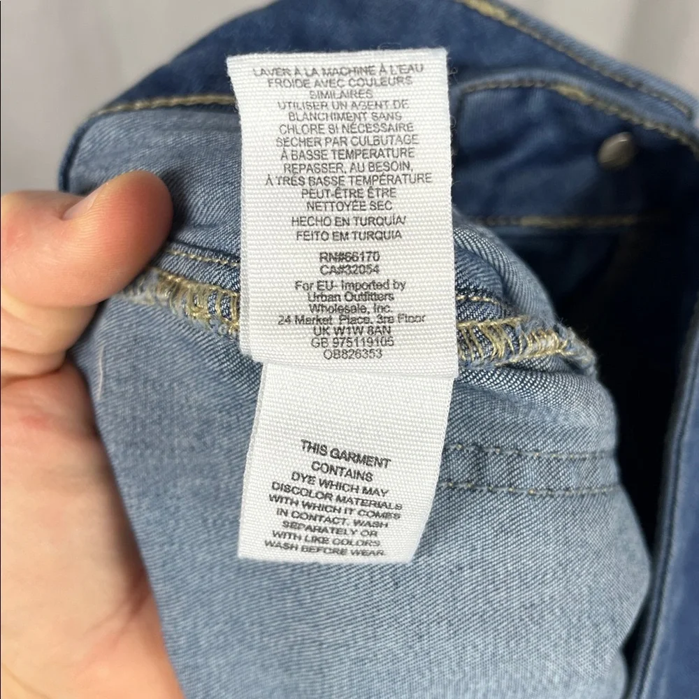 Free People We The Free Just‎ Float On Flare Jeans.